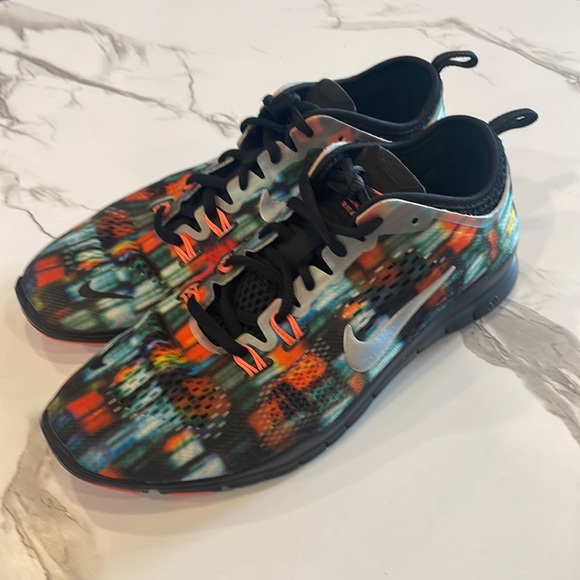 Nike Free TR Fit 4 Running Shoe, Size 7, black Multi color,flexible, comfort - Picture 11 of 11